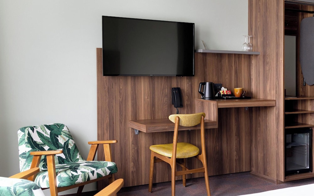 Grandi By Center Hotels 60/67