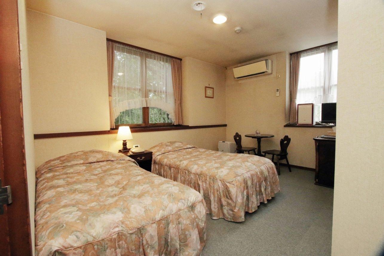 Petit Hotel Se Bon 4/24