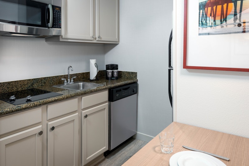 Homewood Suites by Hilton Tampa Airport Westshore 50/50