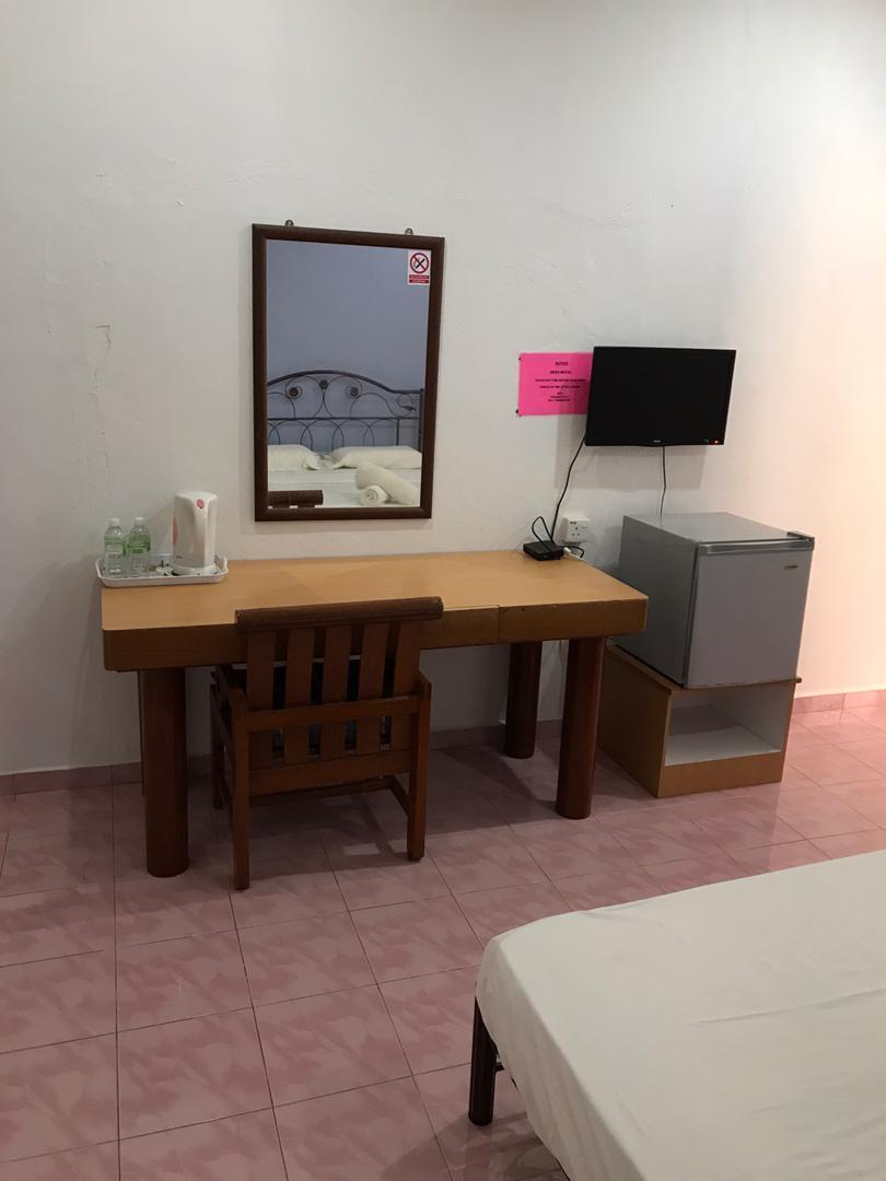 Desa Motel 28/43