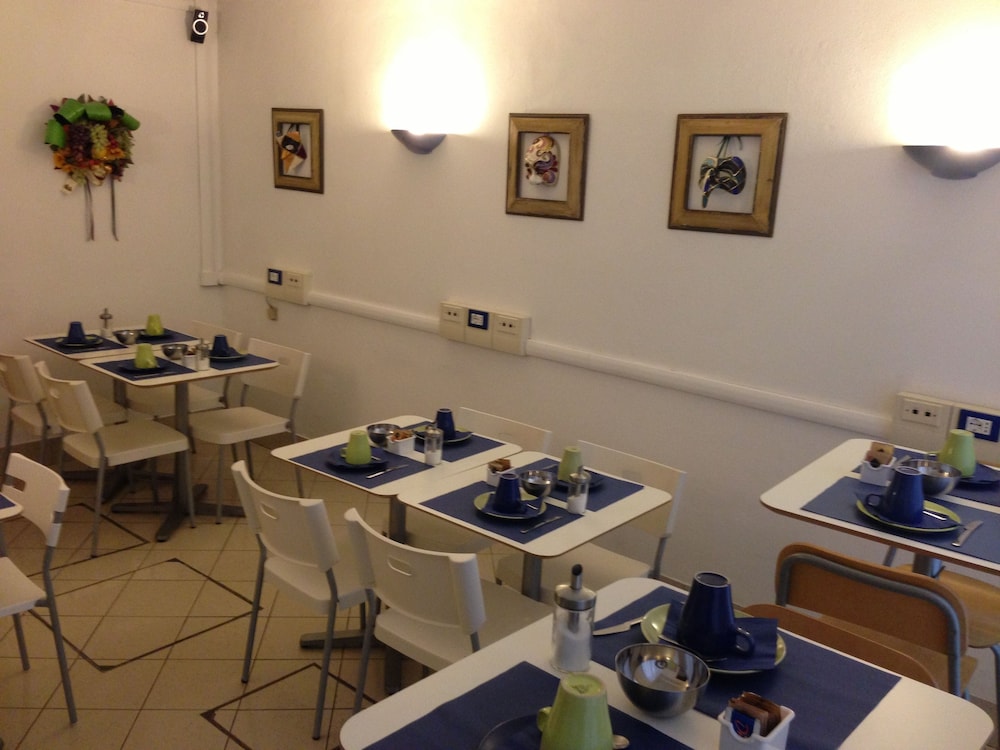 Hotel Caprera 20/23