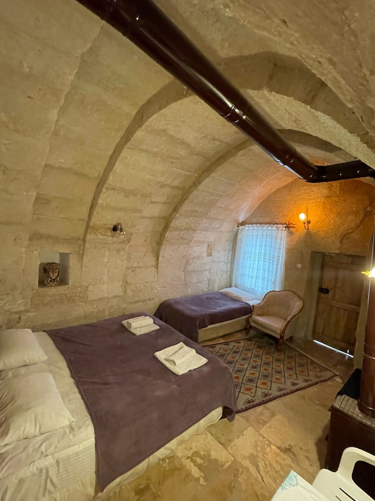 Dede Hostel Pansiyon 7/25