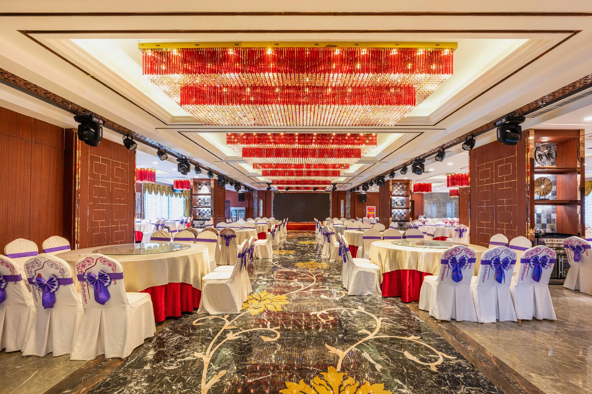 Jincheng International Hotel Jinta 24/37
