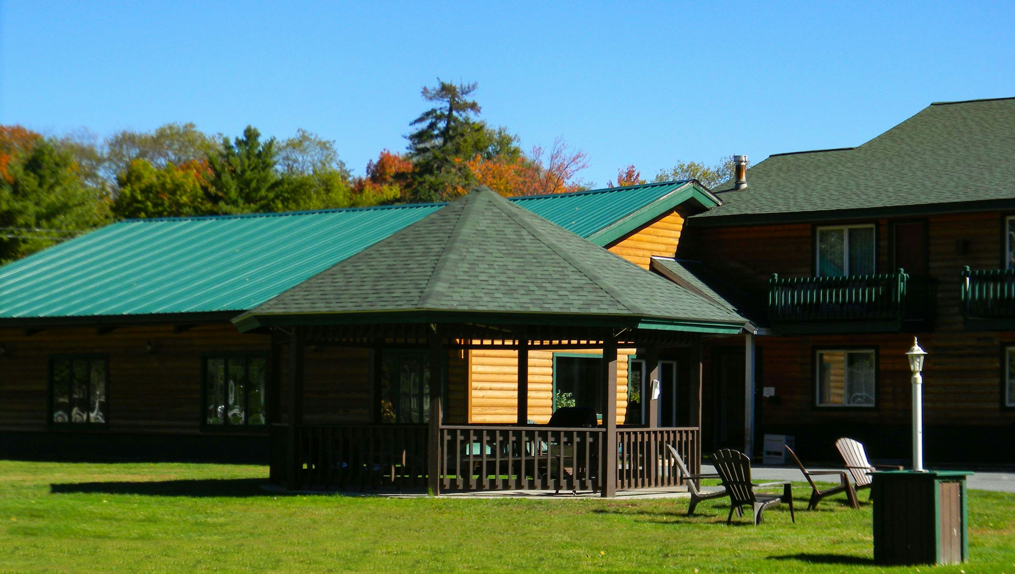ADIRONDACK LODGE OLD FORGE 51/55