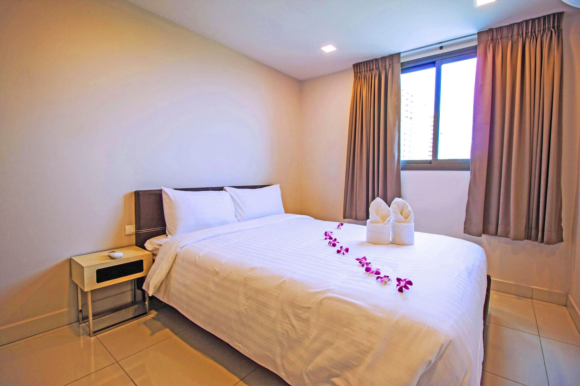 1 BEDROOM, APARTMENT