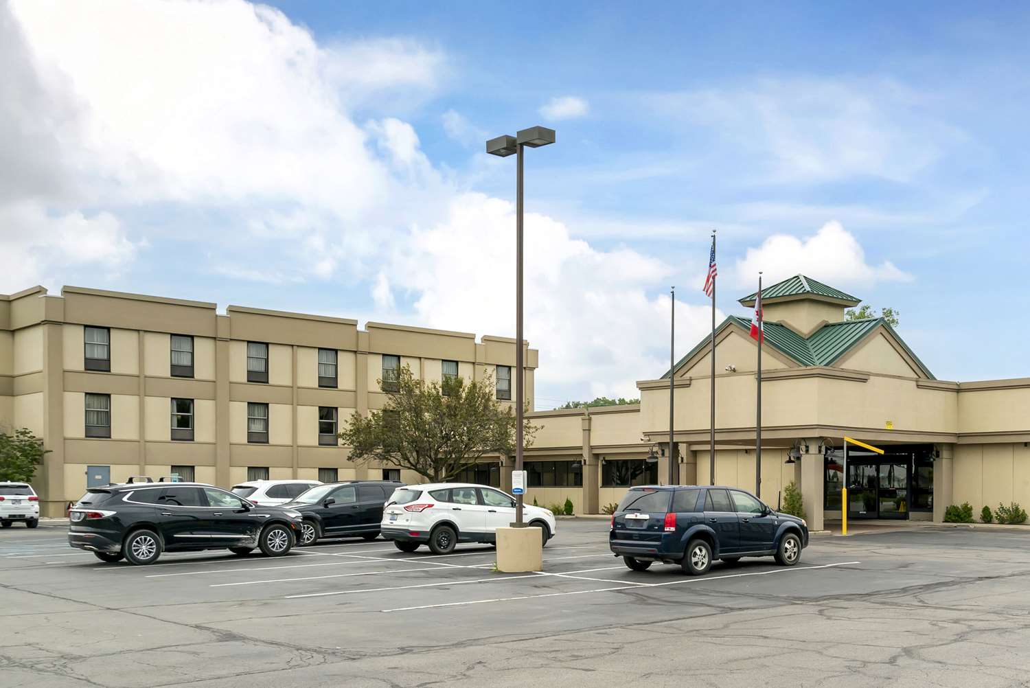Quality Inn & Suites Monroe 44/48