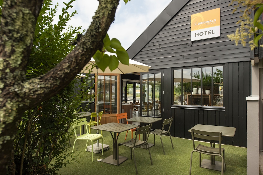 The Originals Access, Hotel Bordeaux Aeroport (Ptit Dej-Hotel) 48/51