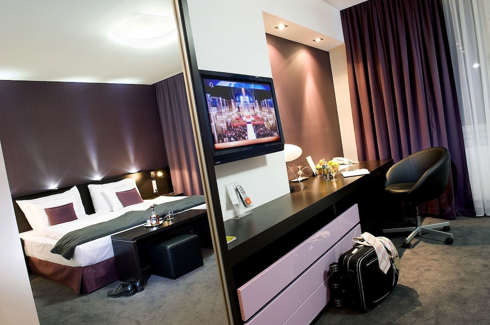 TURIEC HOTEL 41/54