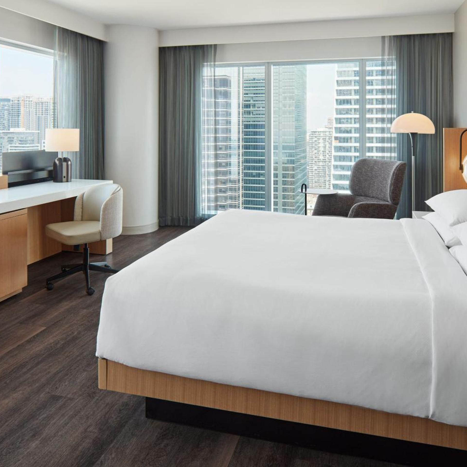 Guest Room, King Bed, Tower View
