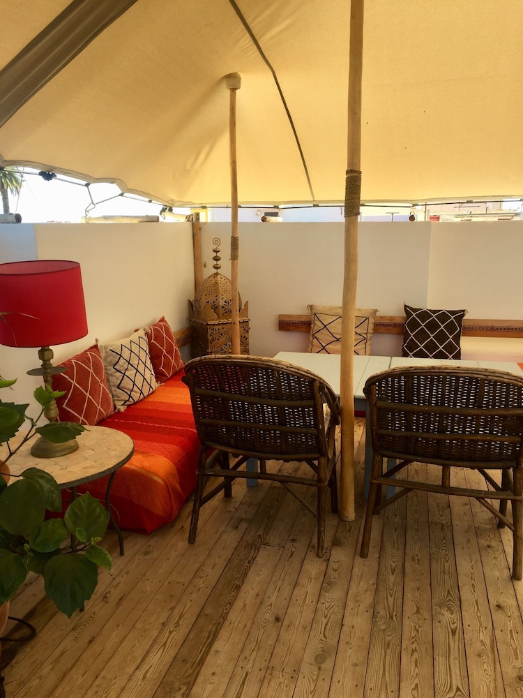 RIAD A LA BELLE ETOILE 35/83