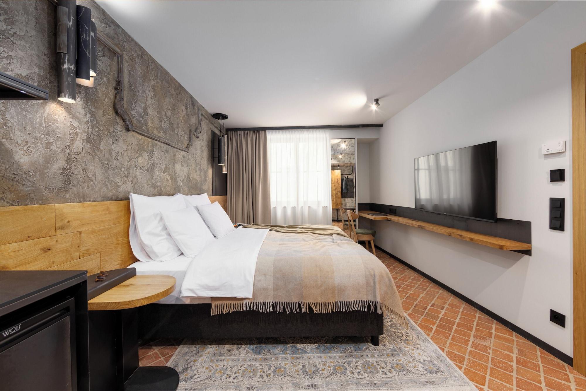 Nomadic Urban Premium Suites 11/50