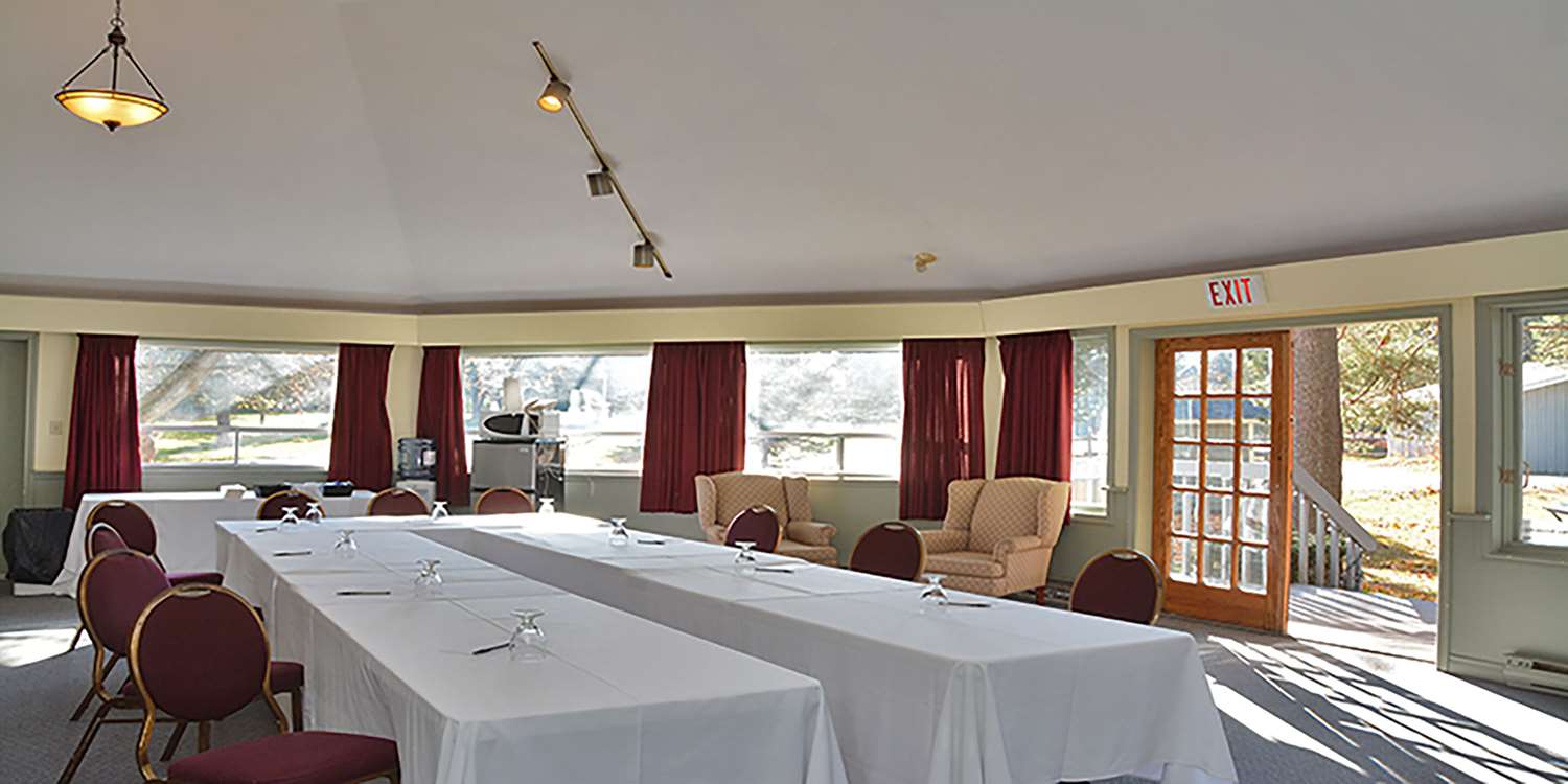 Isaiah Tubbs Resort & Conference Centre 16/20