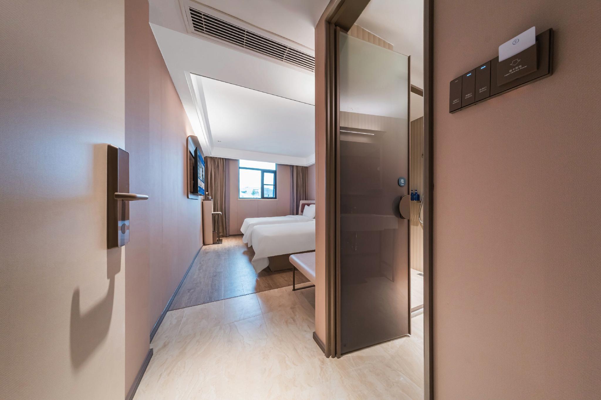 Hanting Hotel (Fuzhou Sanfang Qixiang Dongjiekou Metro Station) 28/28