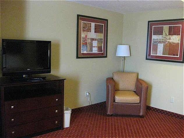 Holiday Inn Express Orlando South Davenport 45/70