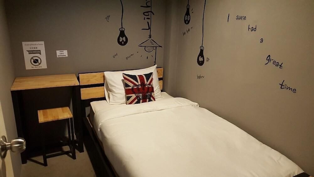 La Belle Nuit House 44/78