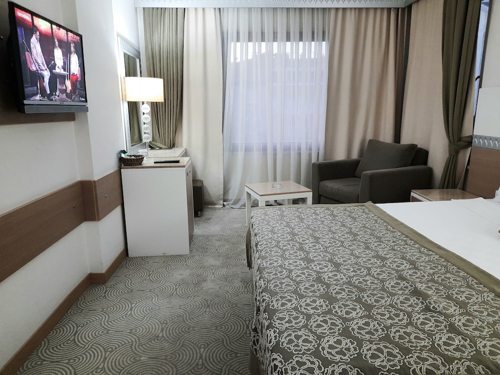 Nadir Business Otel 10/19