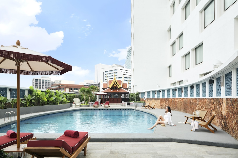 Montien Hotel Surawong Bangkok 42/48