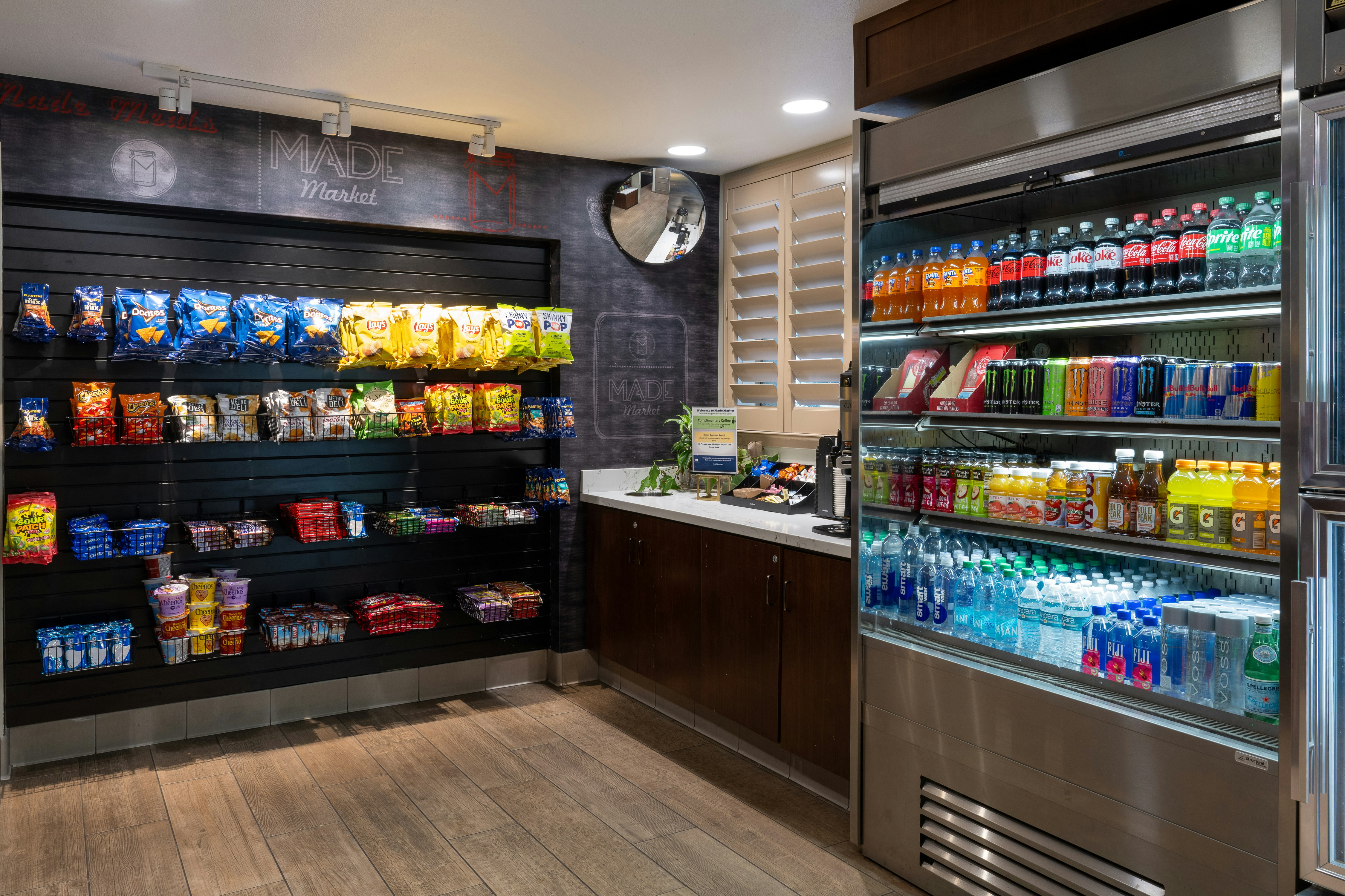 DoubleTree by Hilton Hotel Campbell - Pruneyard Plaza 45/50