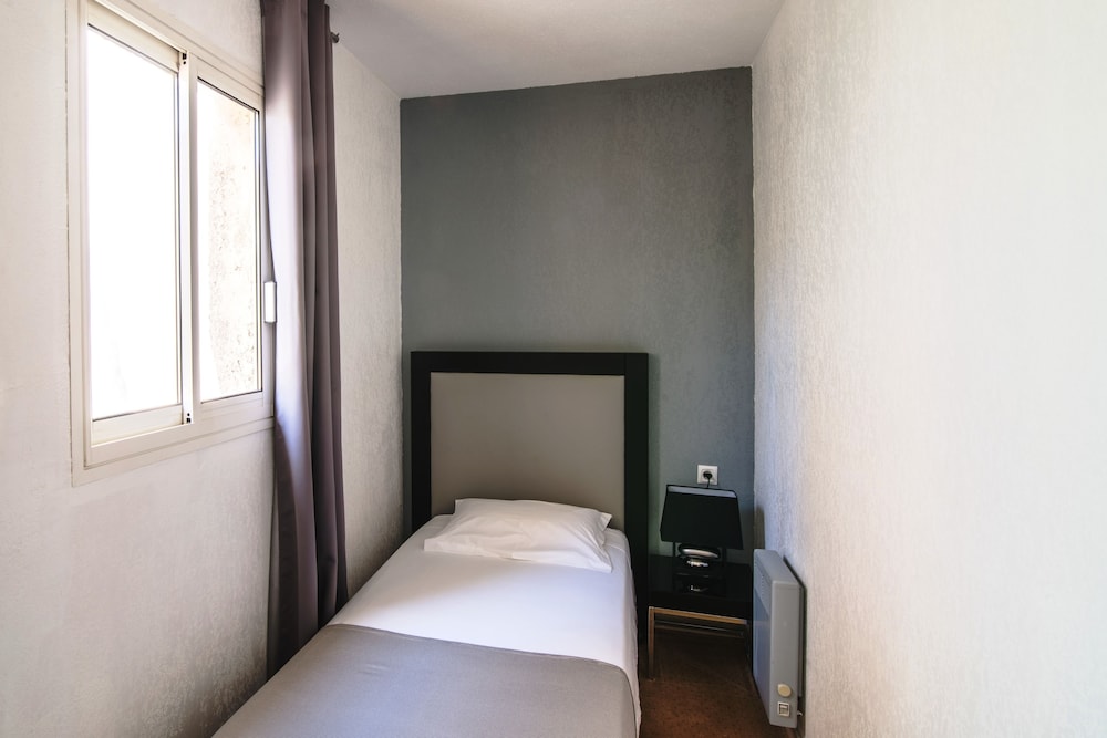 Hotel Mariana 21/69