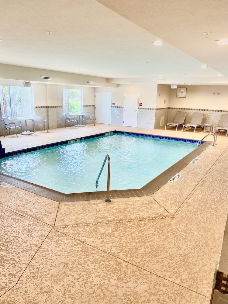 TownePlace Suites by Marriott Houston Baytown 21/45