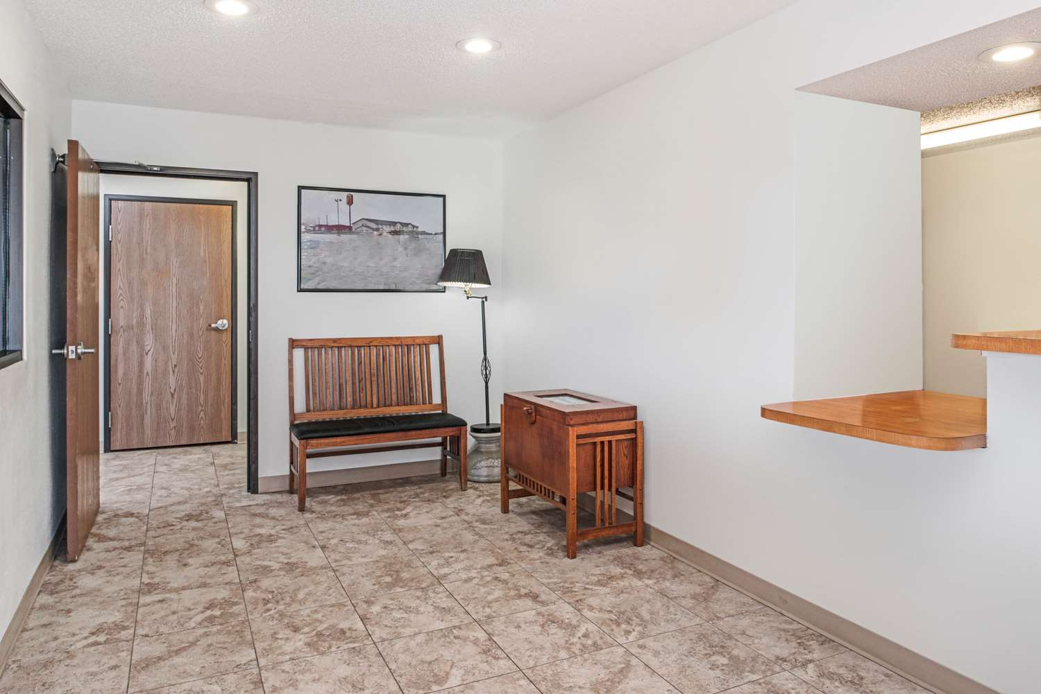 Super 8 By Wyndham Nebraska City 3/11