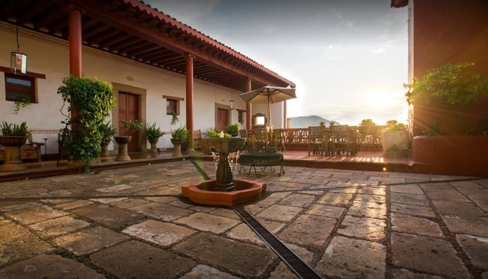 Hotel Posada La Basilica 66/72