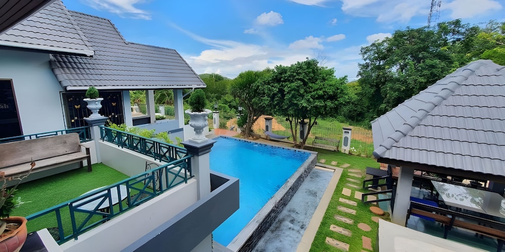 Siriniran Resort 38/45