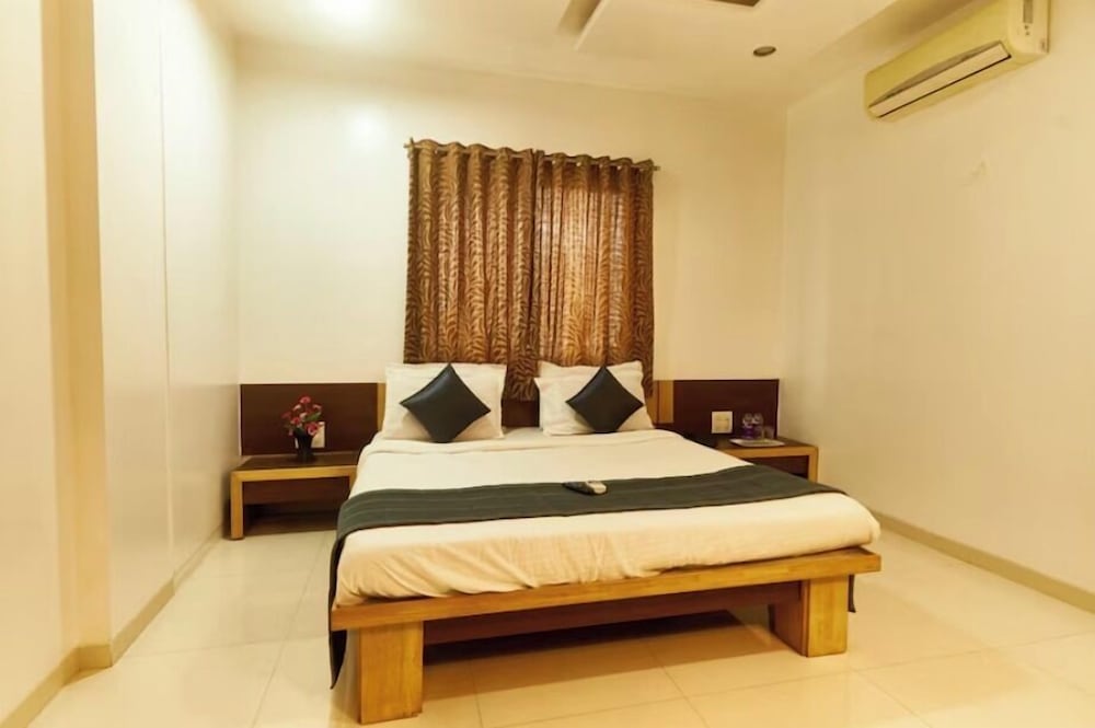 Hotel Anand Heritage 20/53