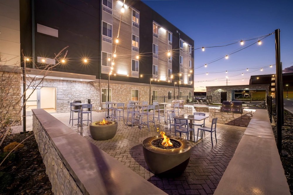 Everhome Suites Rochester Greece 42/50