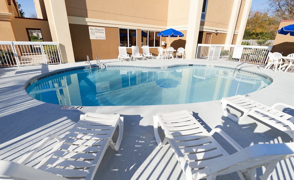Best Western Plus Lexington Inn 5/41