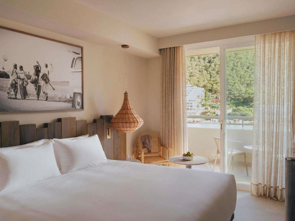 Vip, King Bed, 2 King Beds, Pool Side