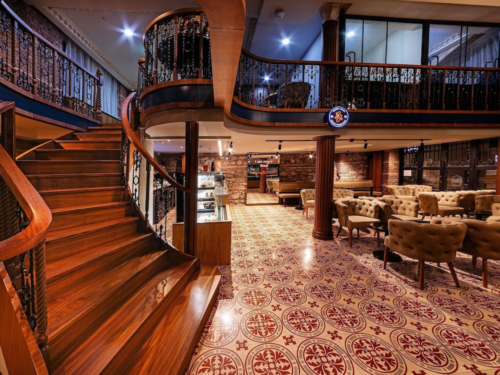 Mercure Istanbul Sirkeci 44/49