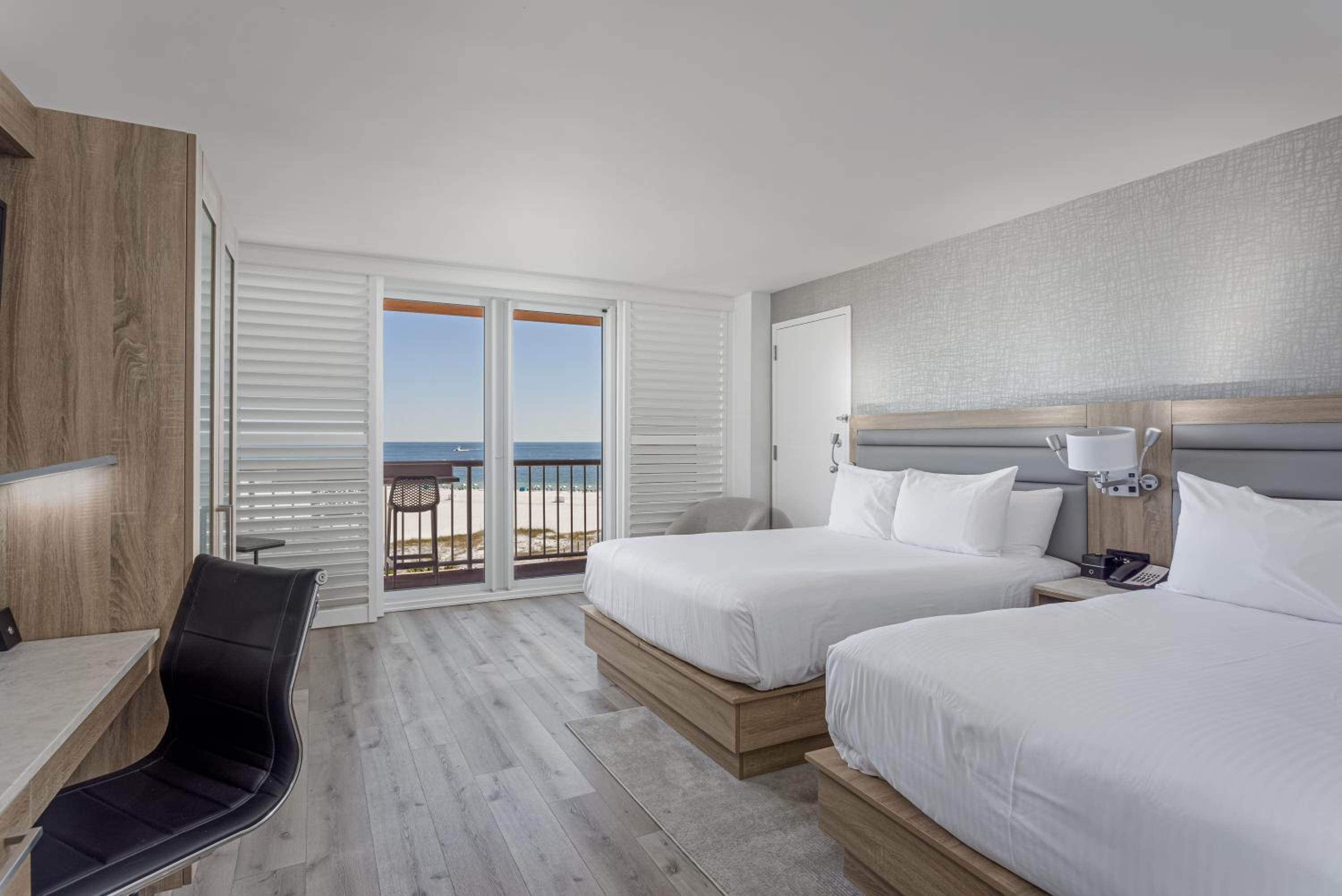 Room, Queen Bed, Gulf View