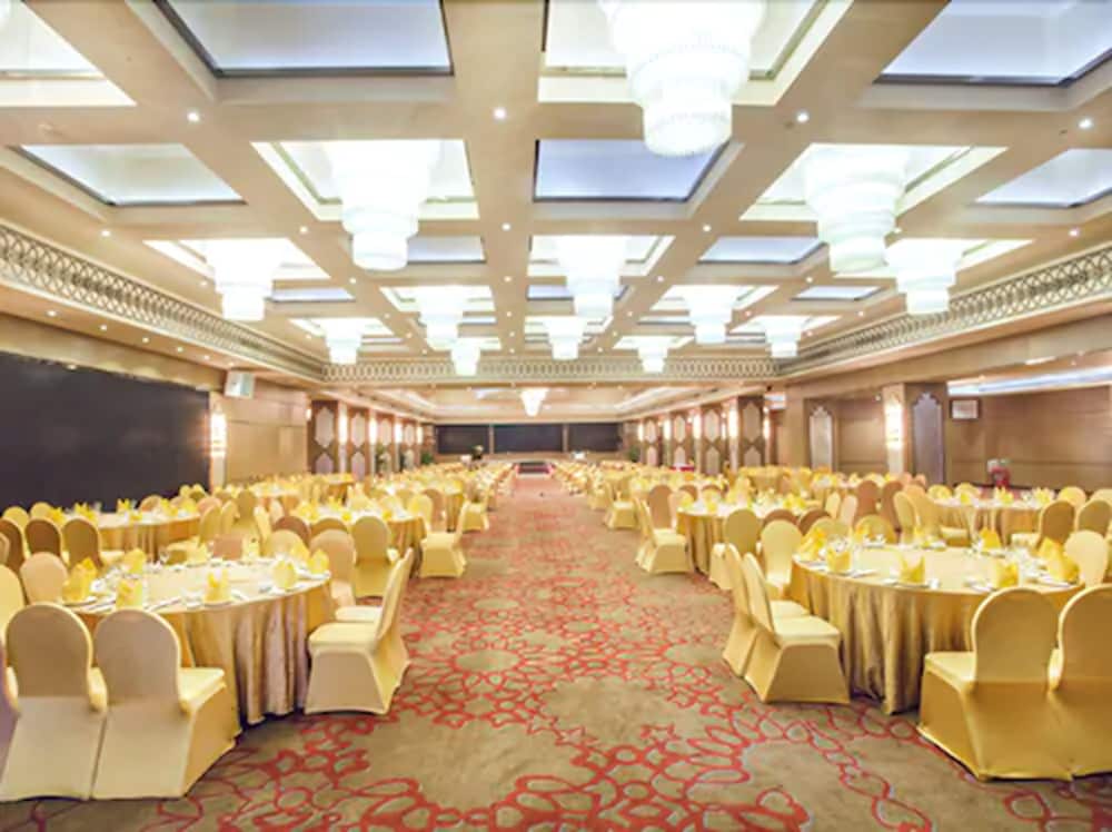 Cinese Hotel Dongguan 65/67