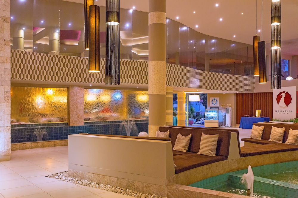 Bliss Resort 32/50