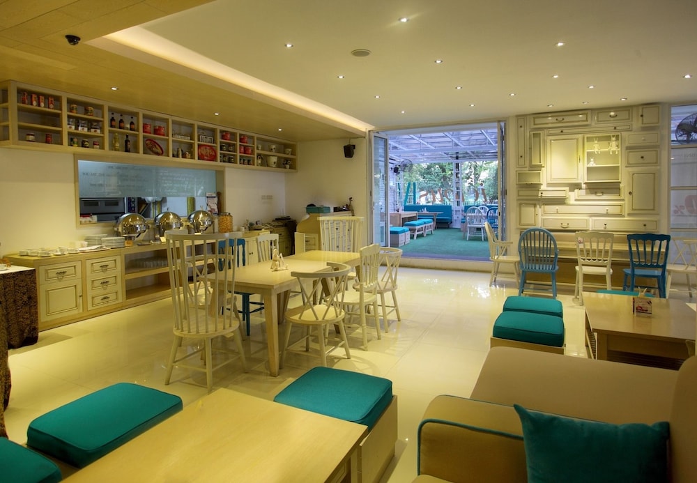 Vio Cimanuk Hotel 50/68