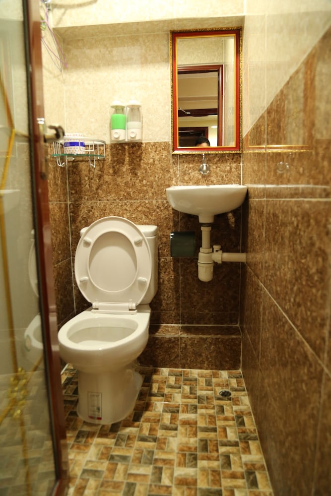 New Tokyo Hostel 29/32