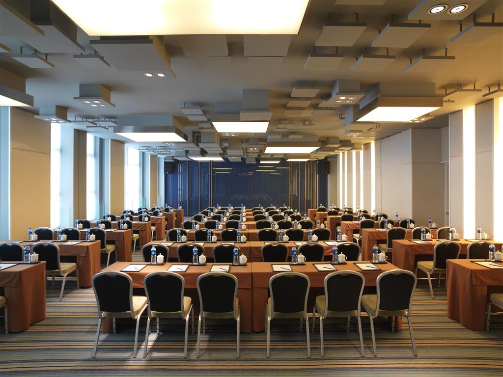 Aloft Zhengzhou Zhengdong New District 54/66