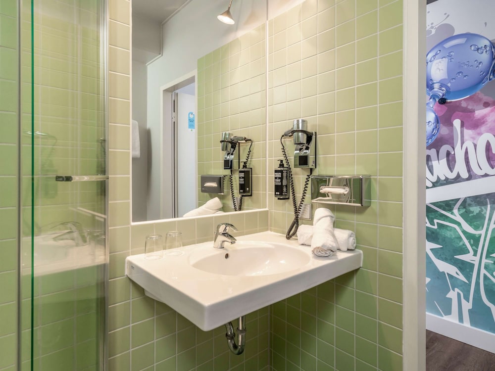 Ibis Styles Hamburg Alster City 47/47