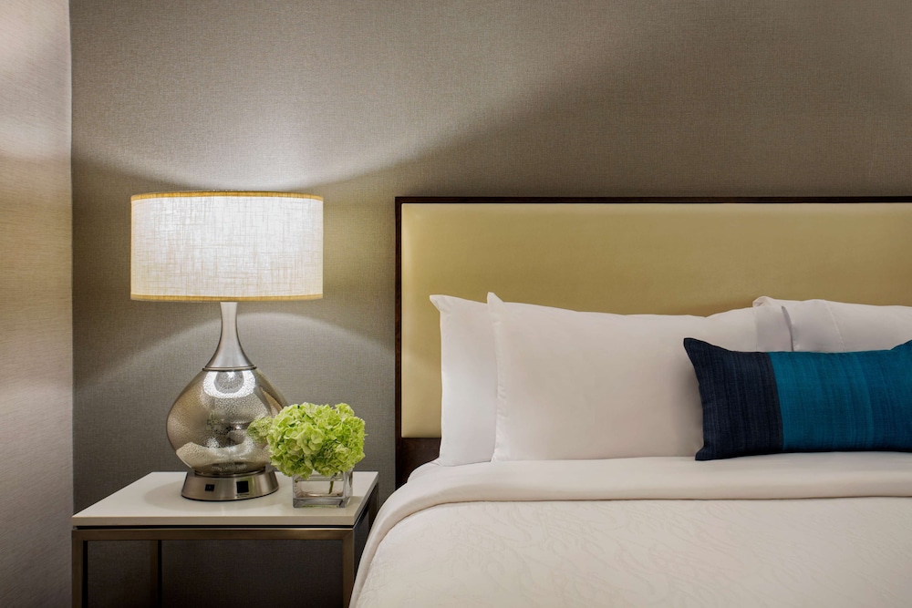 Hilton Garden Inn Lubbock 15/57