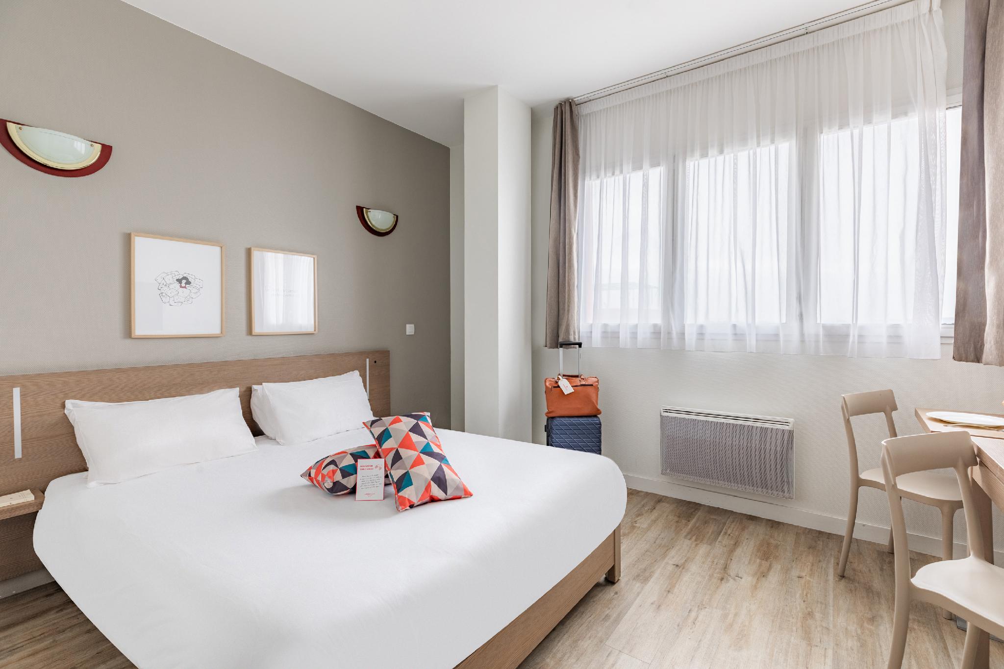غرفة تُحدَّد عند الوصول