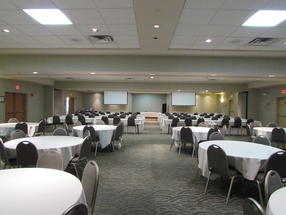 Best Western Plus York Hotel & Conference Center 41/46