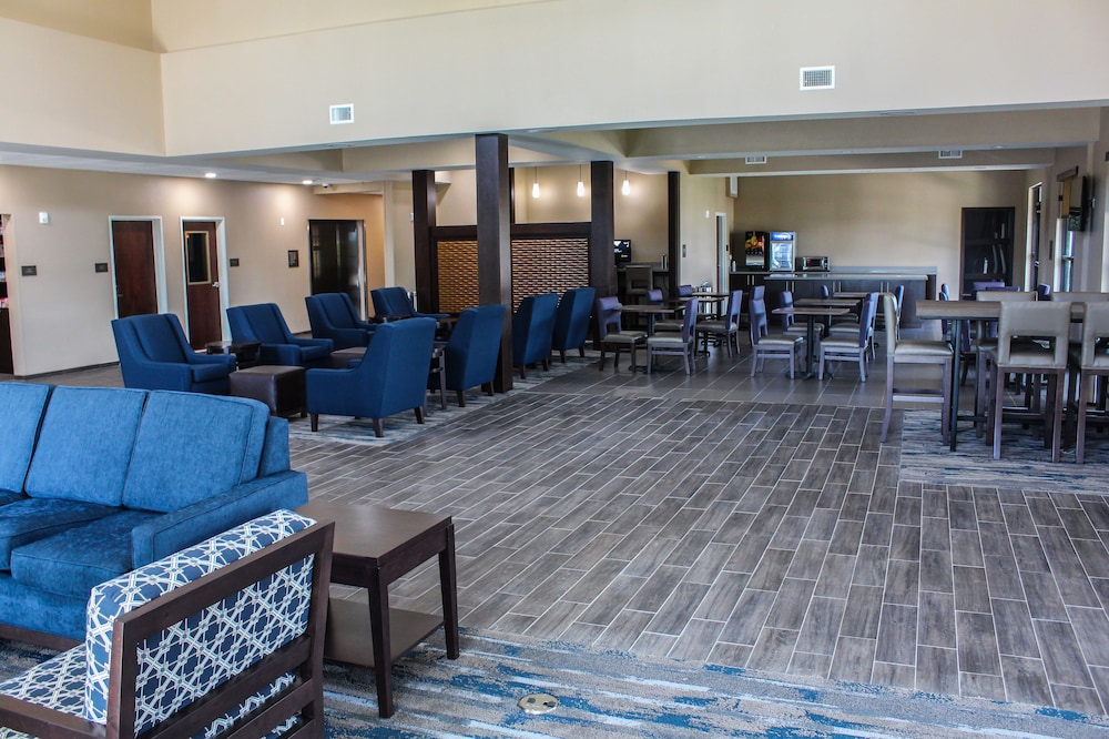Comfort Suites South Austin 16/25