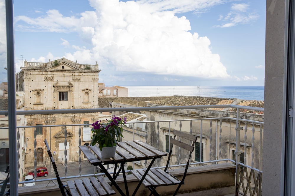 Maison Ortigia 38/50