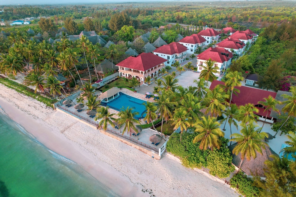 Sunny Palms Beach Bungalows 61/65