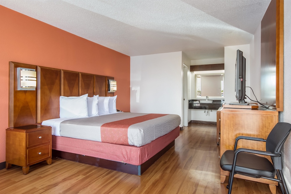 Motel6 Van Buren, AR 19/53