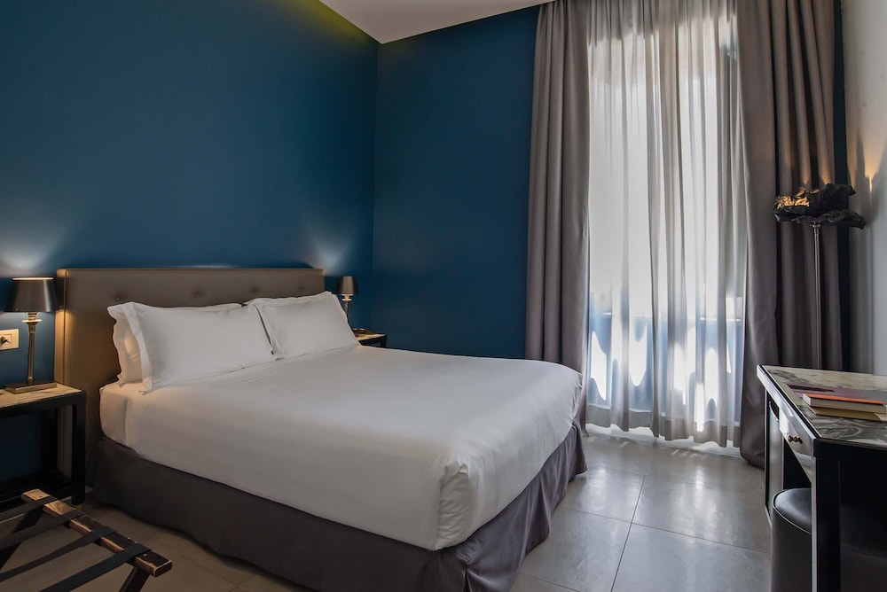HOTEL METRO 900 16/64