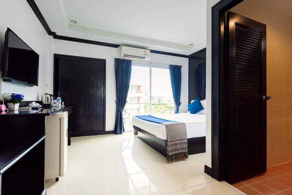 Hallo Patong Hotel 6/66