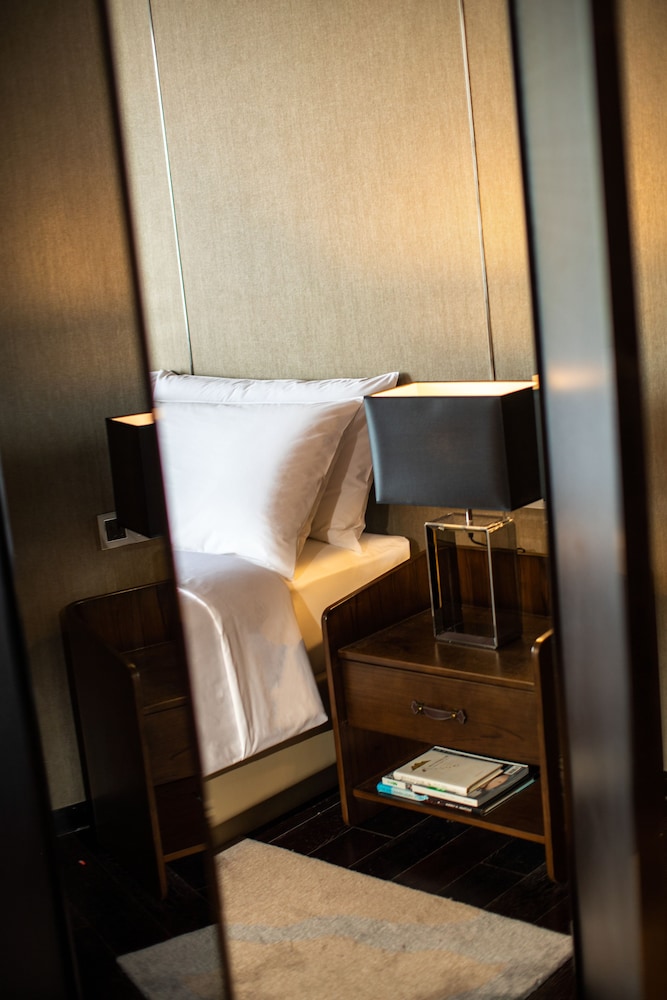 Renaissance Shenyang West Hotel 14/45