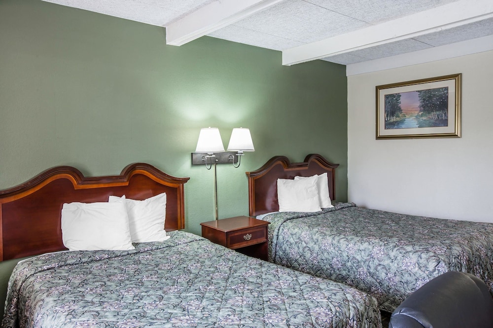 Rodeway Inn Laurens SC 5/24
